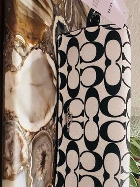 New Leather Coach Cross body handbag